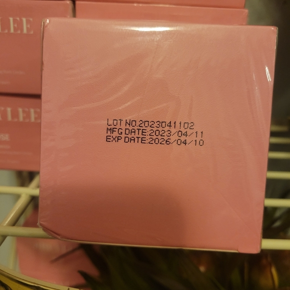 BREYLEE ROSE EYE MASK - Picture 5 of 5